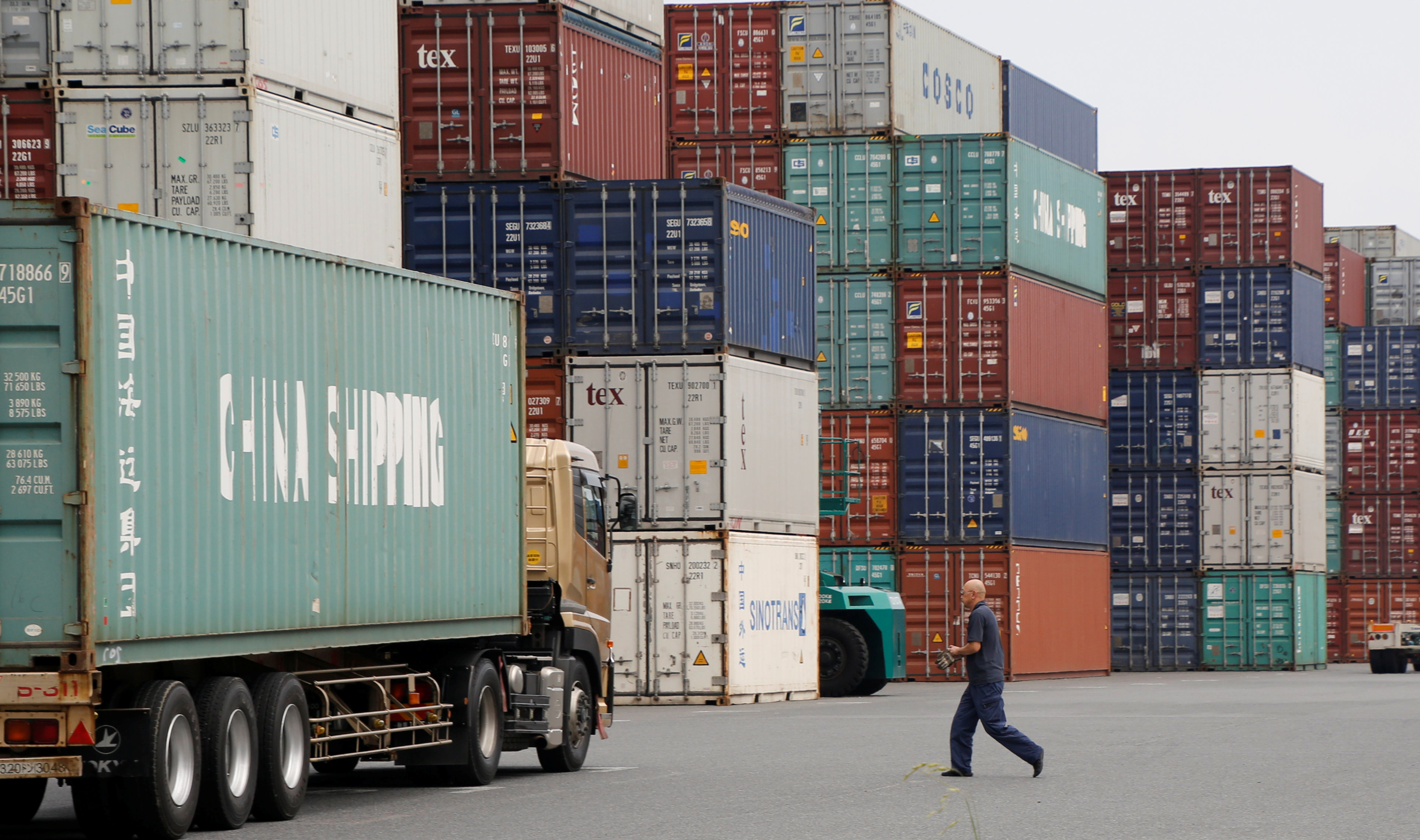 Japan exports fall most in 4 years as Trump tariffs bite