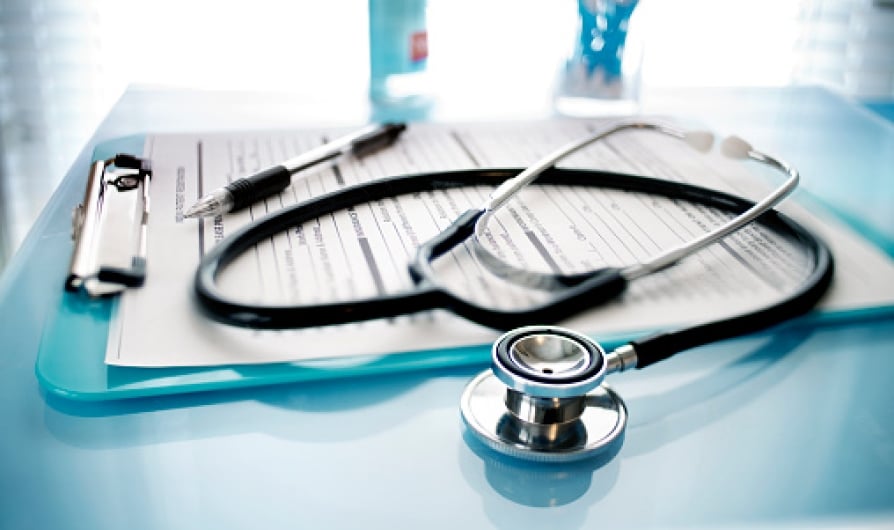 At noon, the results of the medical admission test will be published.